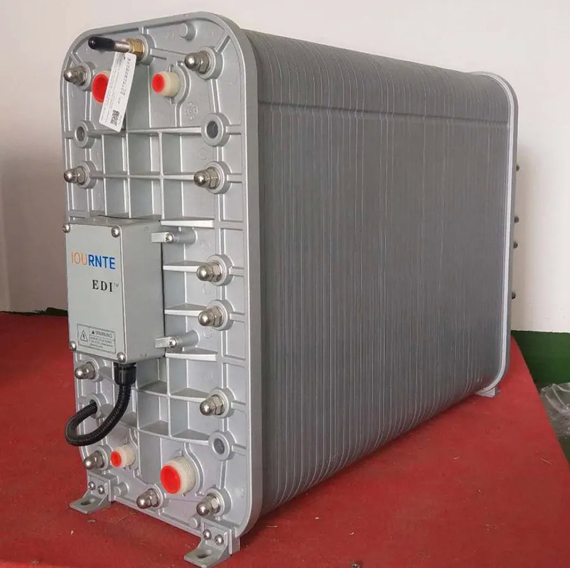 การออกแบบโครงสร้างที่สมบูรณ์แบบ 5.5-7.5 M3/H โมดูล EDI LX-700 ที่ใช้งานง่าย
