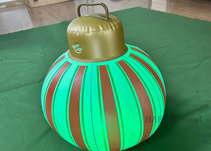 ไฟลูกโป่ง LED คริสต์มาสต์ พีวีซีแบบปรับอากาศ (เงิน/ทอง) - ตกแต่งบ้านกลางแจ้ง